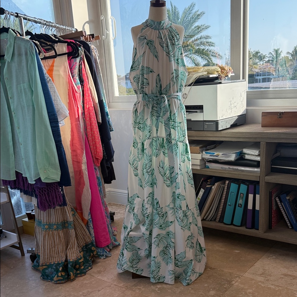 Elegant Green Leaf Print Maxi Dress